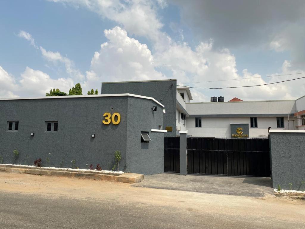 Choice Luxe Lagos Ikeja Esterno foto