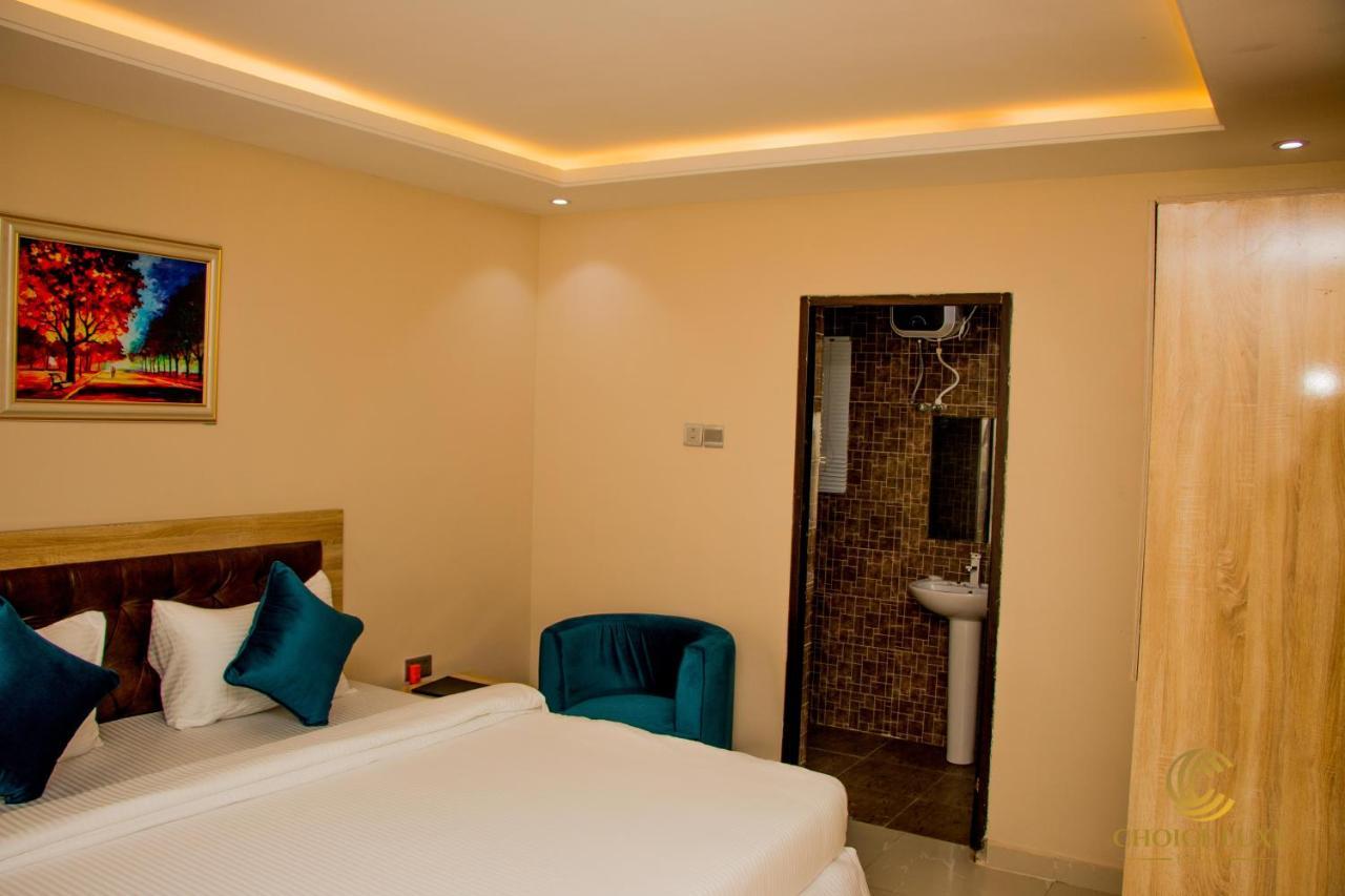 Choice Luxe Lagos Ikeja Esterno foto