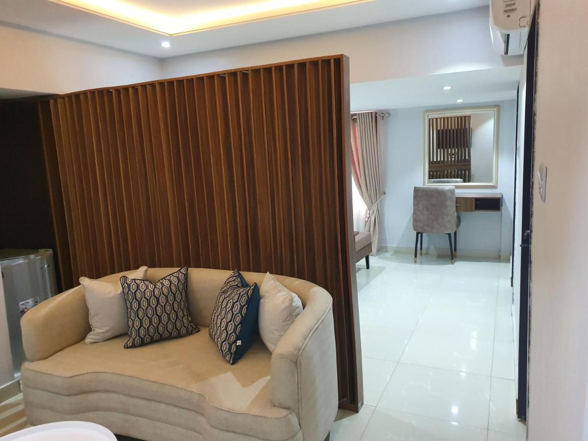 Choice Luxe Lagos Ikeja Esterno foto